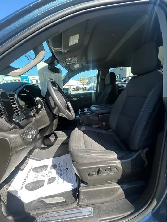 2024 GMC Sierra 5th Gen - Image 7 of 13