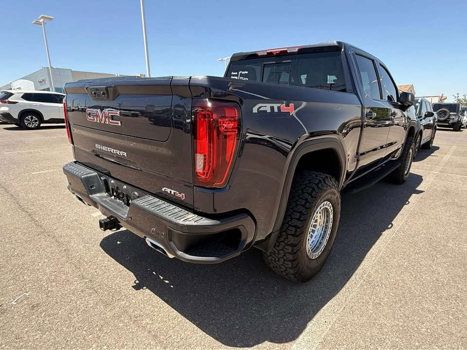 2024 GMC Sierra 5th Gen - Image 4 of 6