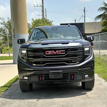 2024 GMC Sierra 1500 Crew Cab AT4 Pickup 4D 5 3/4 ft