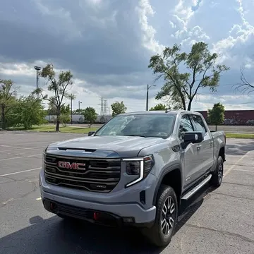 2024 GMC Sierra 1500 Crew Cab AT4