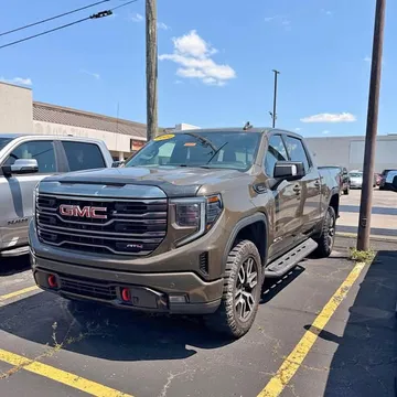 2024 GMC Sierra 1500 Crew Cab AT4 Pickup 4D 5 3/4 ft