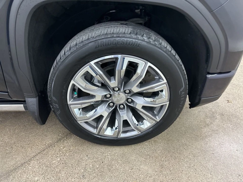 2024 GMC Sierra 5th Gen - Image 15 of 21