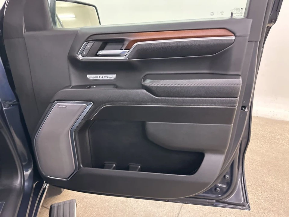 2024 GMC Sierra 5th Gen - Image 20 of 21
