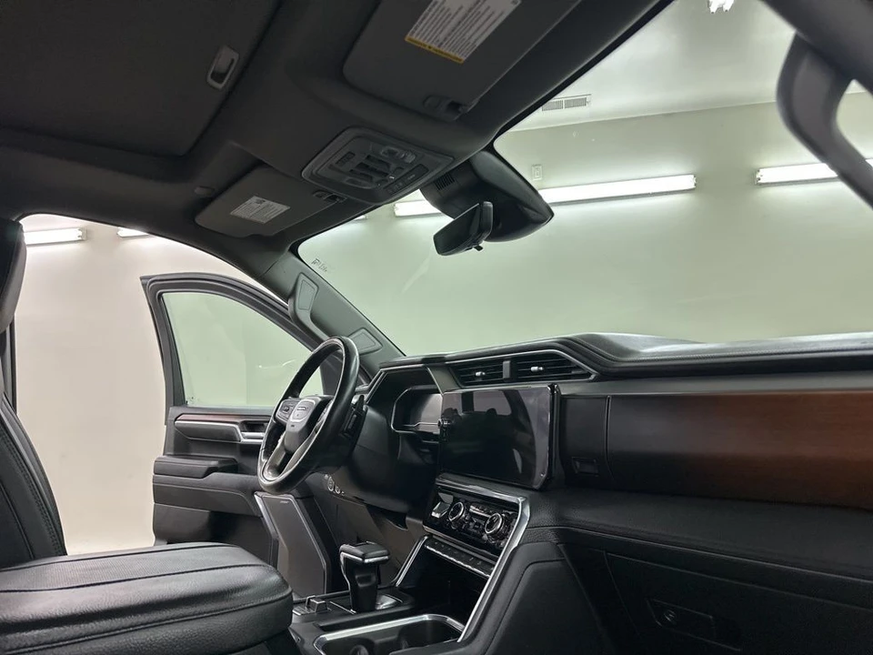 2024 GMC Sierra 5th Gen - Image 19 of 21