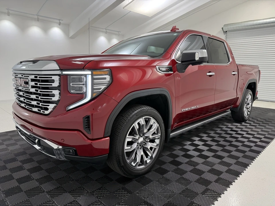 2024 GMC Sierra 5th Gen - Image 3 of 12