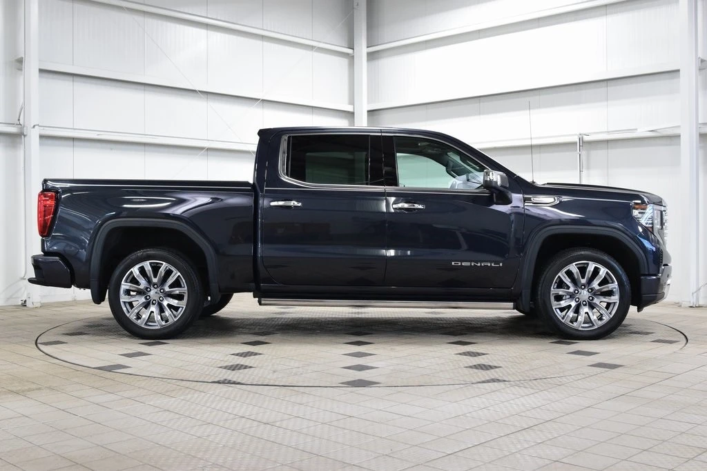 2024 GMC Sierra 5th Gen - Image 9 of 12