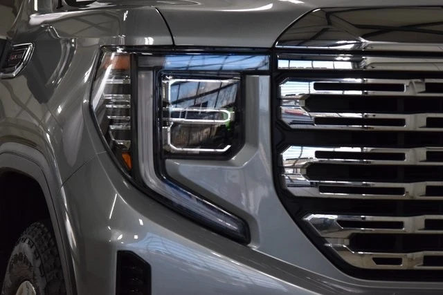 2024 GMC Sierra 5th Gen - Image 12 of 12