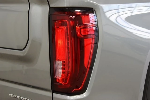 2024 GMC Sierra 5th Gen - Image 21 of 21