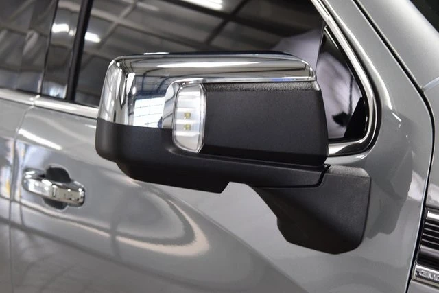 2024 GMC Sierra 5th Gen - Image 18 of 21