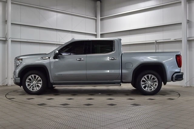 2024 GMC Sierra 5th Gen - Image 4 of 12