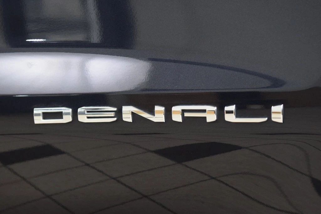2024 GMC Sierra 5th Gen - Image 17 of 21