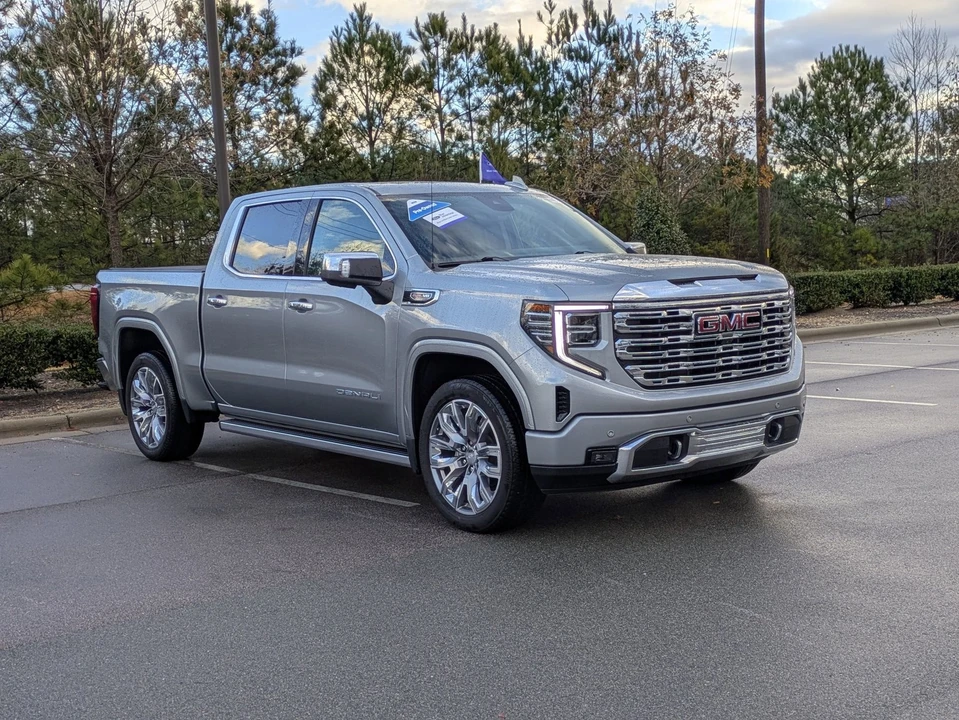 2024 GMC Sierra 5th Gen - Image 2 of 12