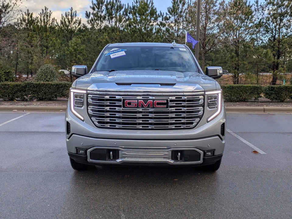 2024 GMC Sierra 5th Gen - Image 9 of 12