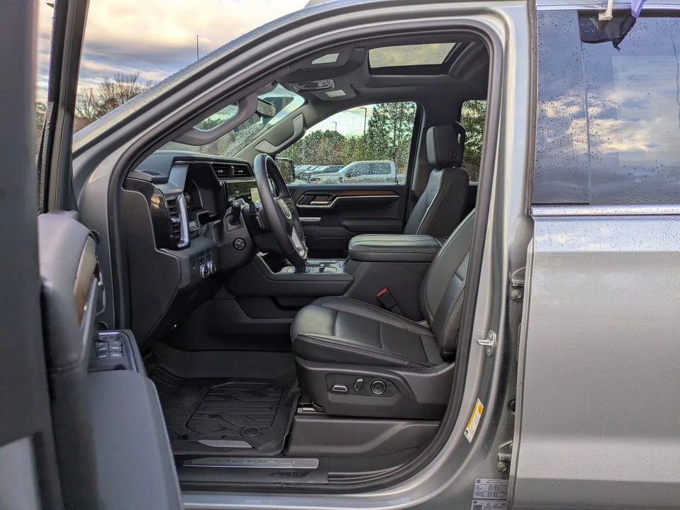 2024 GMC Sierra 5th Gen - Image 13 of 21
