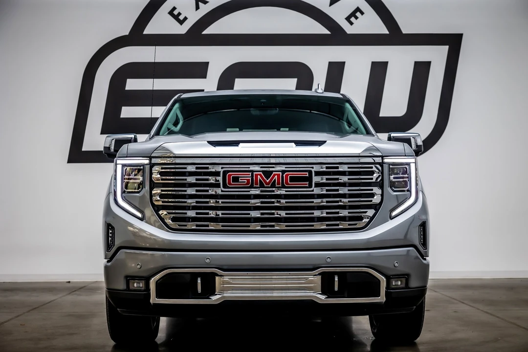 2024 GMC Sierra 5th Gen - Image 3 of 21