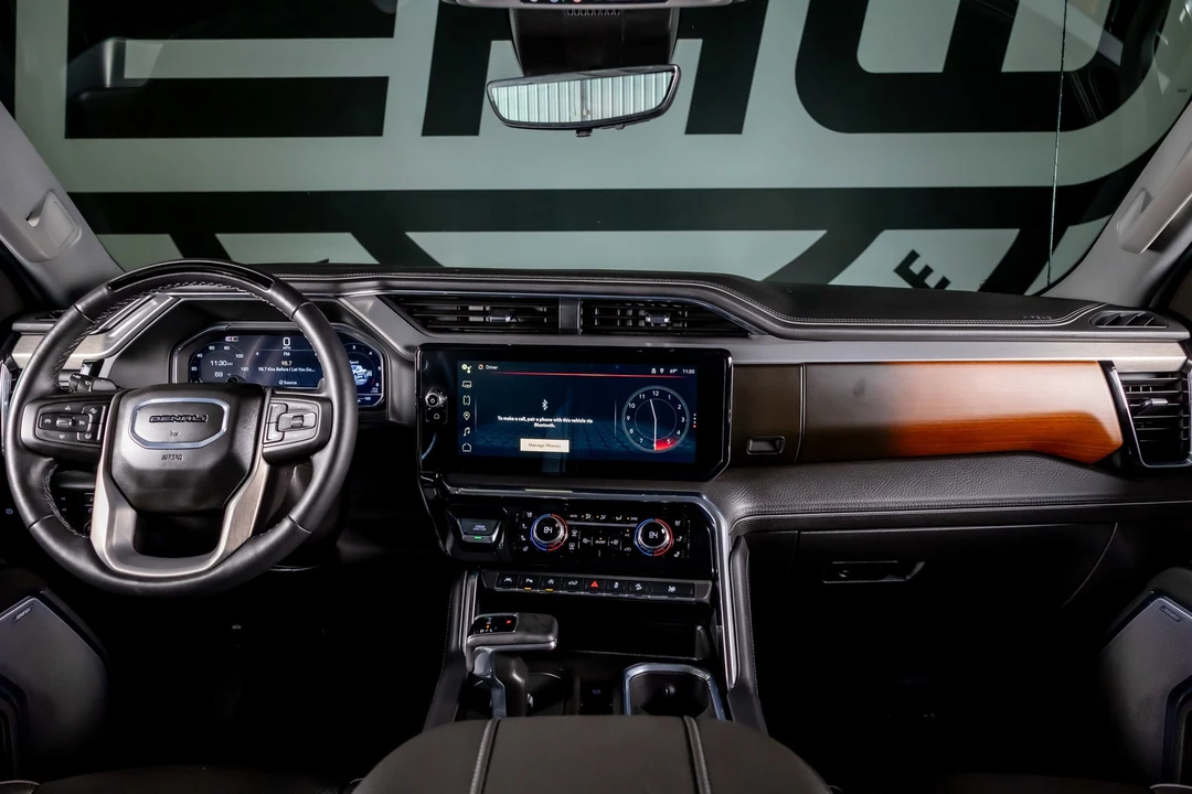 2024 GMC Sierra 5th Gen - Image 2 of 21