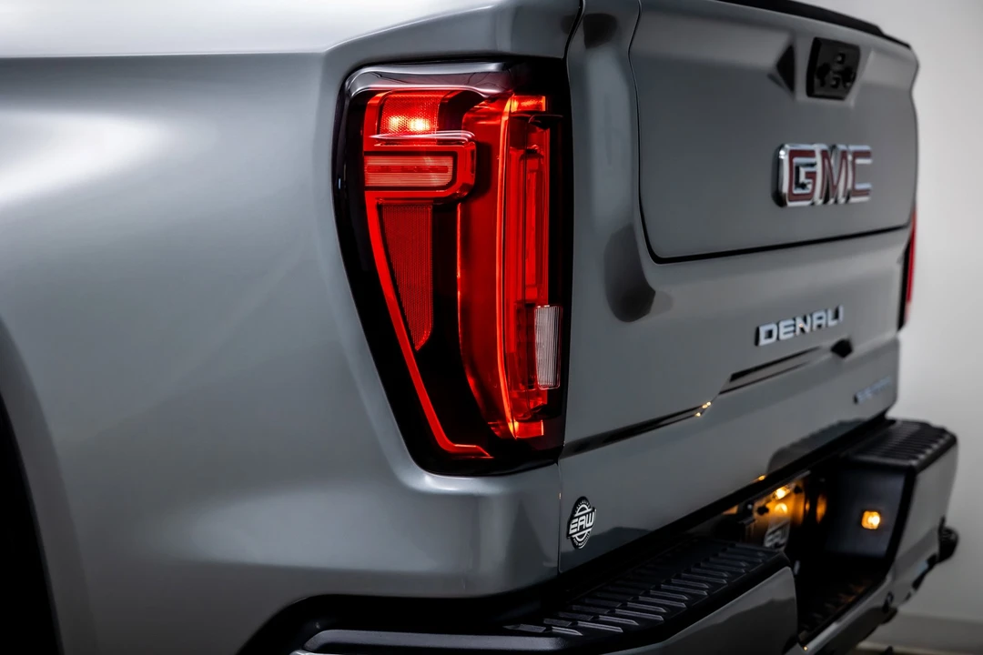 2024 GMC Sierra 5th Gen - Image 13 of 21