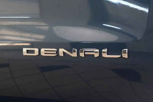 2024 GMC Sierra 5th Gen - Image 17 of 21