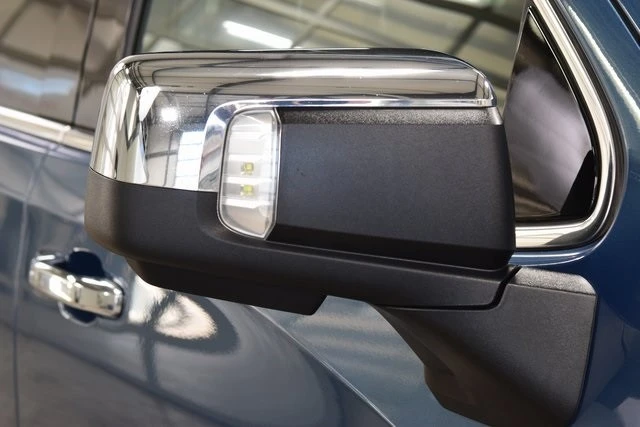 2024 GMC Sierra 5th Gen - Image 18 of 21