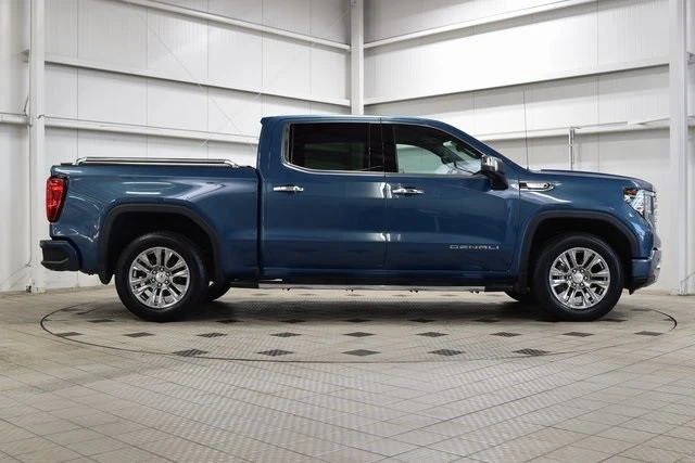 2024 GMC Sierra 5th Gen - Image 9 of 12