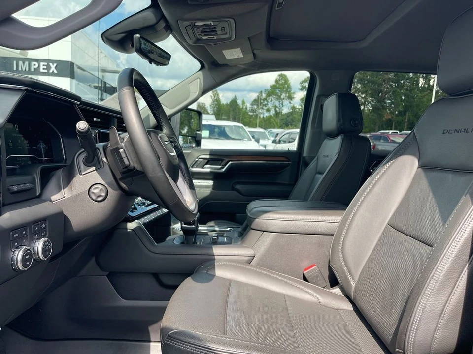 2024 GMC Sierra 5th Gen - Image 9 of 12