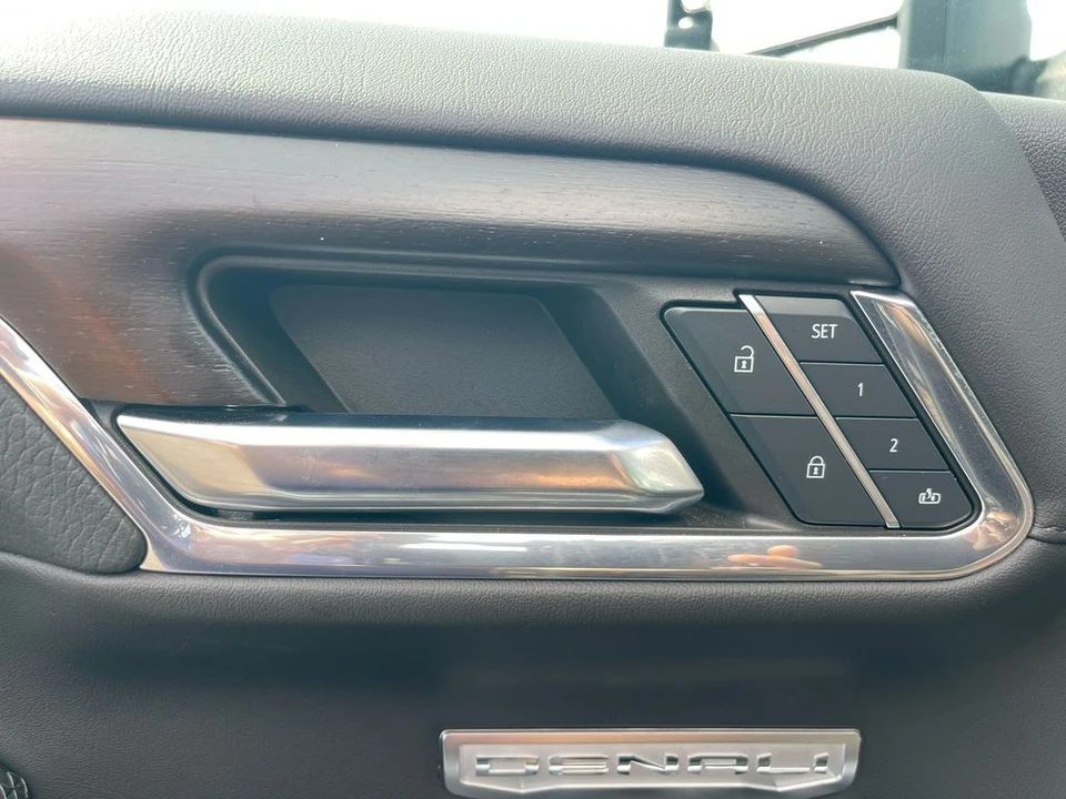 2024 GMC Sierra 5th Gen - Image 11 of 12
