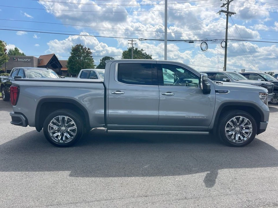 2024 GMC Sierra 5th Gen - Image 6 of 12
