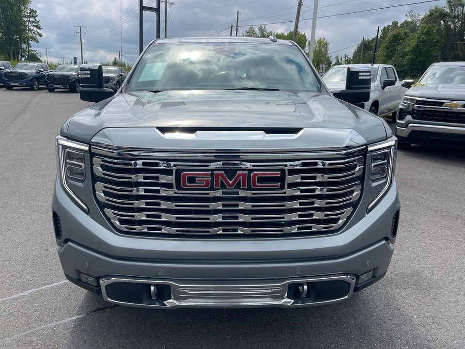 2024 GMC Sierra 5th Gen - Image 8 of 12