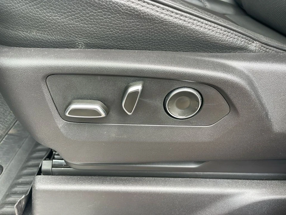 2024 GMC Sierra 5th Gen - Image 10 of 12