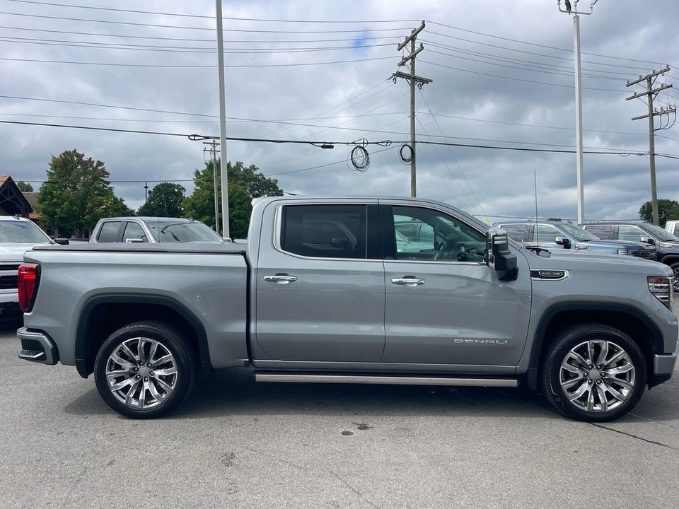 2024 GMC Sierra 5th Gen - Image 6 of 12