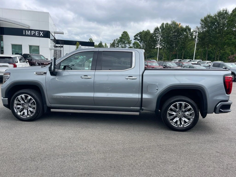 2024 GMC Sierra 5th Gen - Image 2 of 12