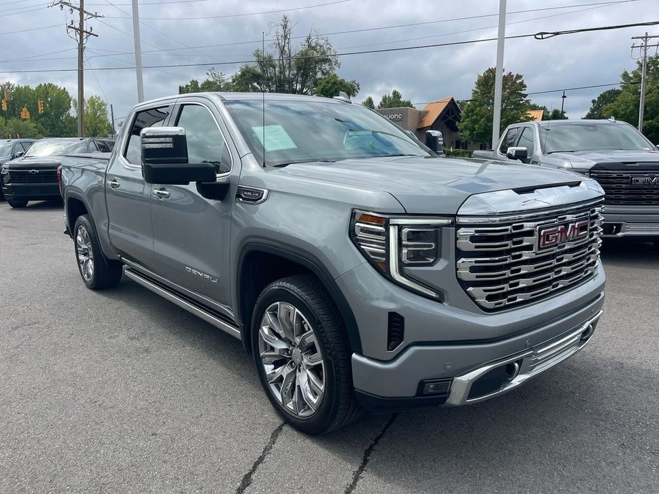 2024 GMC Sierra 5th Gen - Image 7 of 12