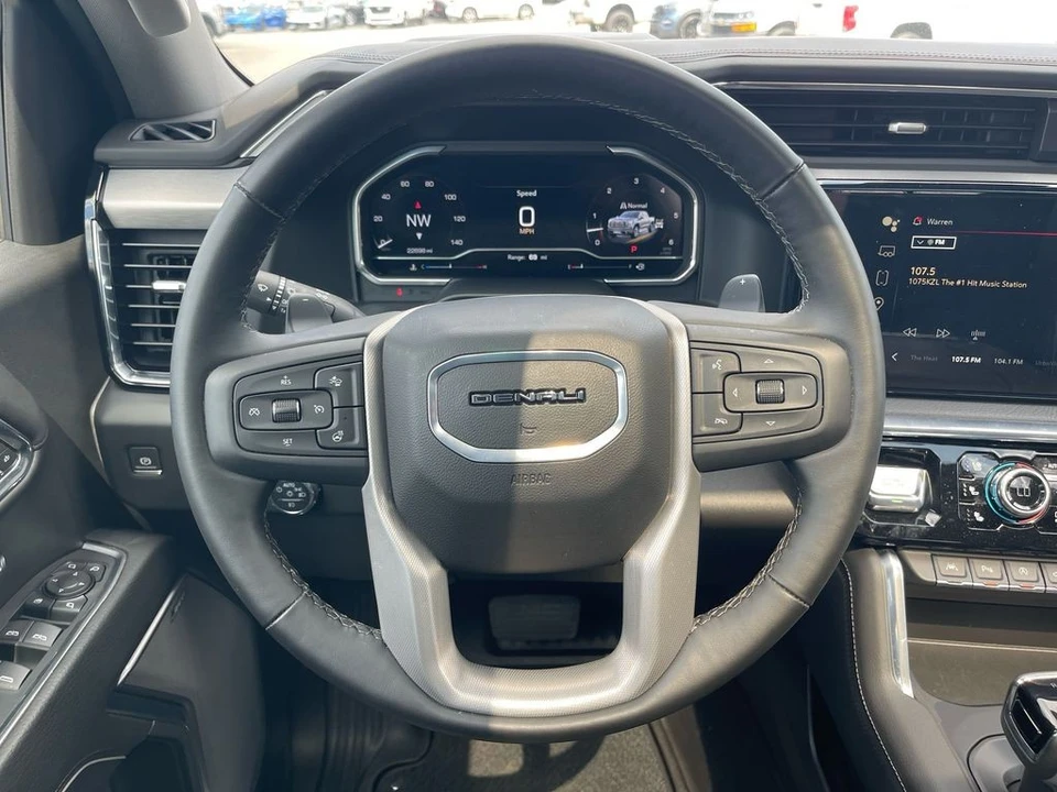 2024 GMC Sierra 5th Gen - Image 16 of 21