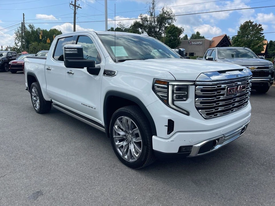 2024 GMC Sierra 5th Gen - Image 7 of 21