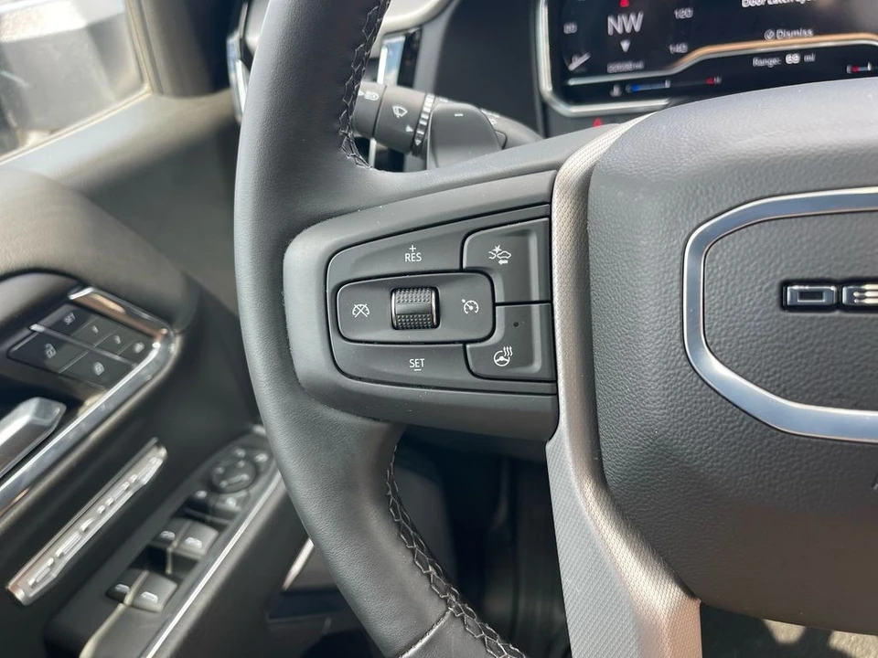 2024 GMC Sierra 5th Gen - Image 17 of 21