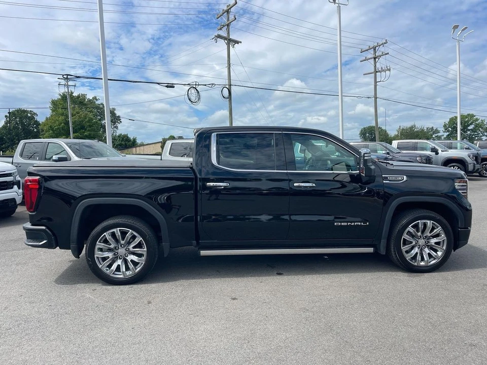 2024 GMC Sierra 5th Gen - Image 6 of 12