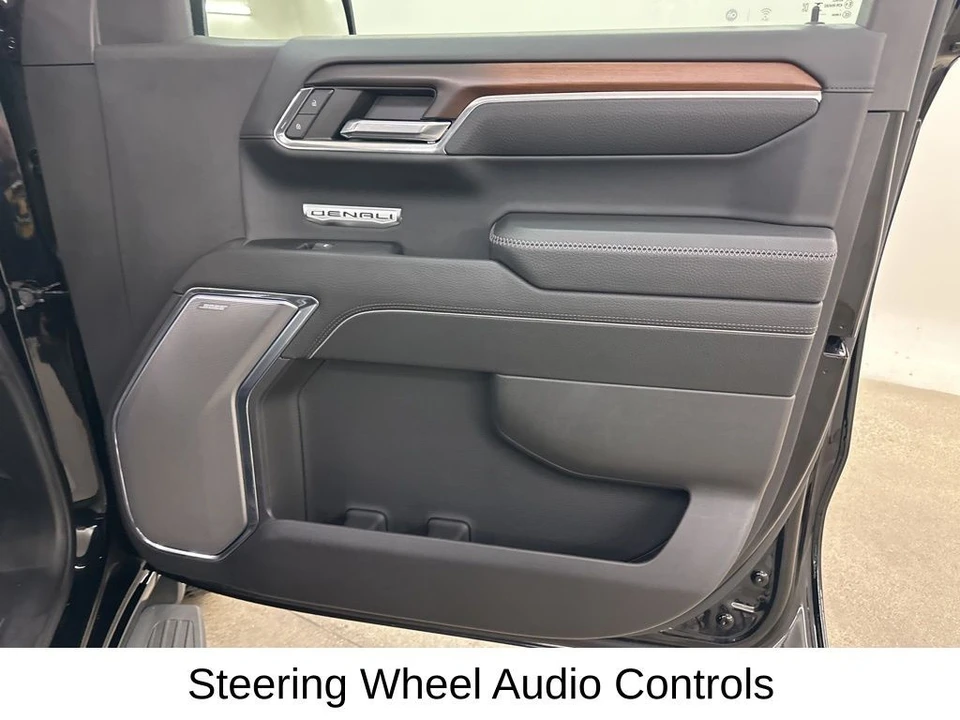 2024 GMC Sierra 5th Gen - Image 20 of 31