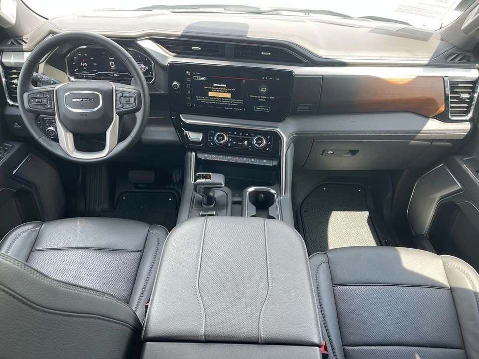 2024 GMC Sierra 5th Gen - Image 15 of 21