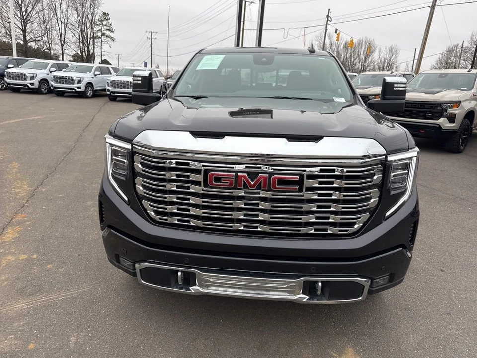 2024 GMC Sierra 5th Gen - Image 8 of 21