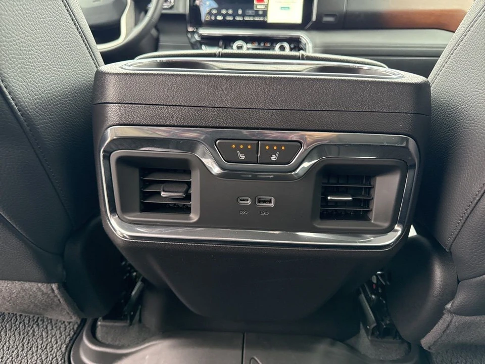 2024 GMC Sierra 5th Gen - Image 14 of 21