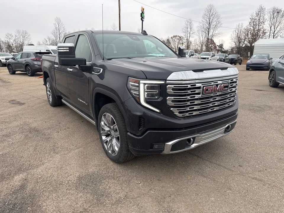 2024 GMC Sierra 5th Gen - Image 4 of 7