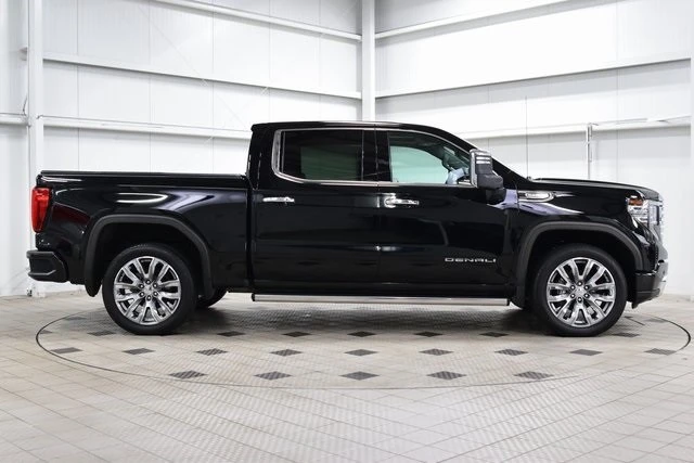 2024 GMC Sierra 5th Gen - Image 9 of 12