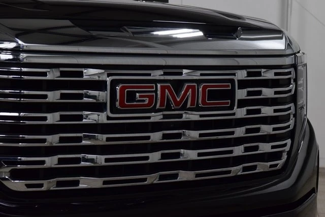 2024 GMC Sierra 5th Gen - Image 11 of 12