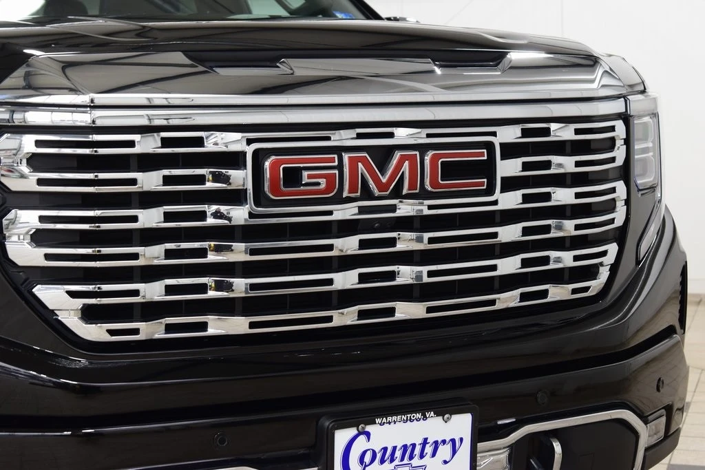 2024 GMC Sierra 5th Gen - Image 11 of 12