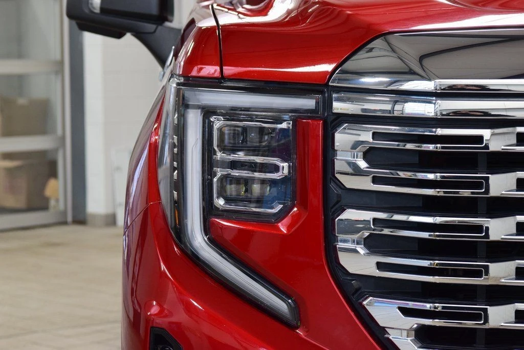 2024 GMC Sierra 5th Gen - Image 10 of 21
