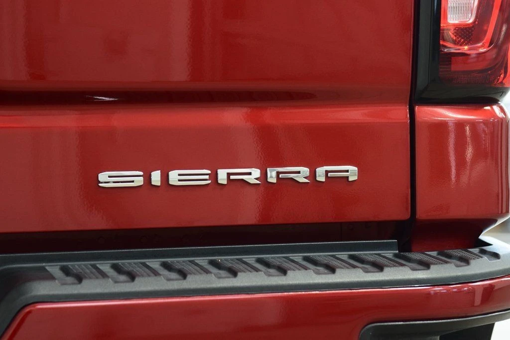 2024 GMC Sierra 5th Gen - Image 18 of 21