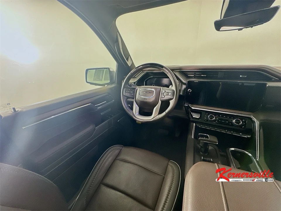 2024 GMC Sierra 5th Gen - Image 9 of 12