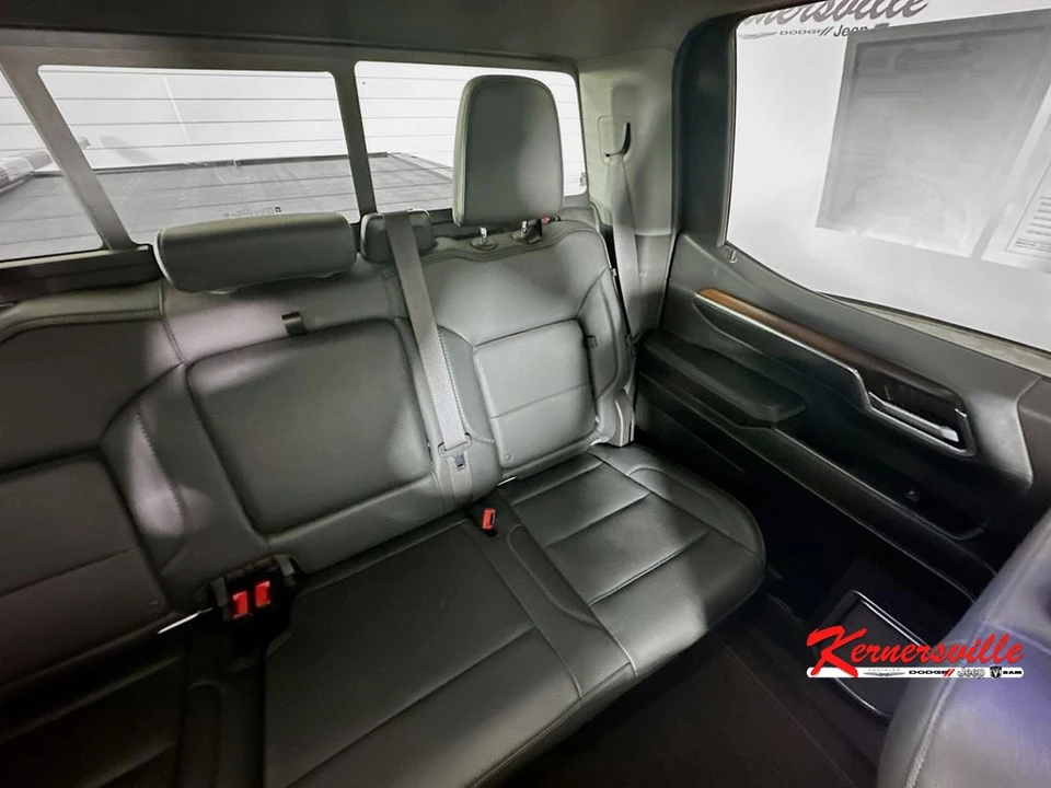 2024 GMC Sierra 5th Gen - Image 14 of 21