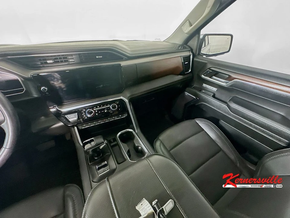 2024 GMC Sierra 5th Gen - Image 11 of 21