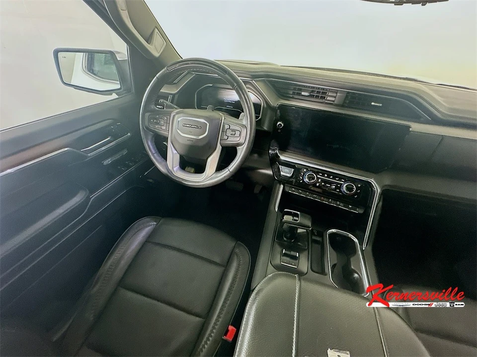 2024 GMC Sierra 5th Gen - Image 9 of 21